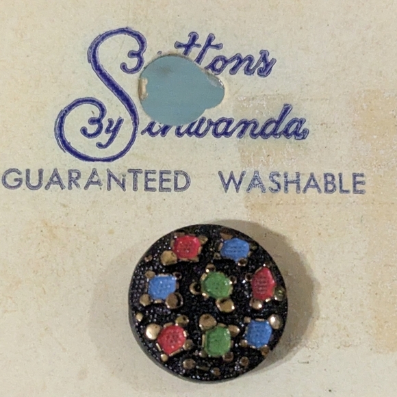 Vintage Set of 4 Unique Multi Buttons Original Card Western Germany ✨ 2 /$15 ✨ - Picture 2 of 4